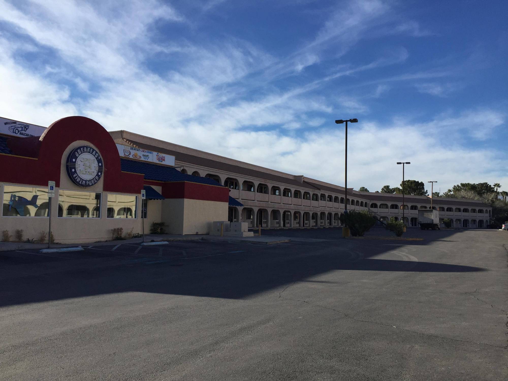 Super 8 By Wyndham Las Vegas Nellis Afb Area Exterior foto